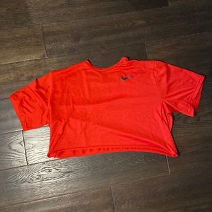Nike dri-fit cropped shirt